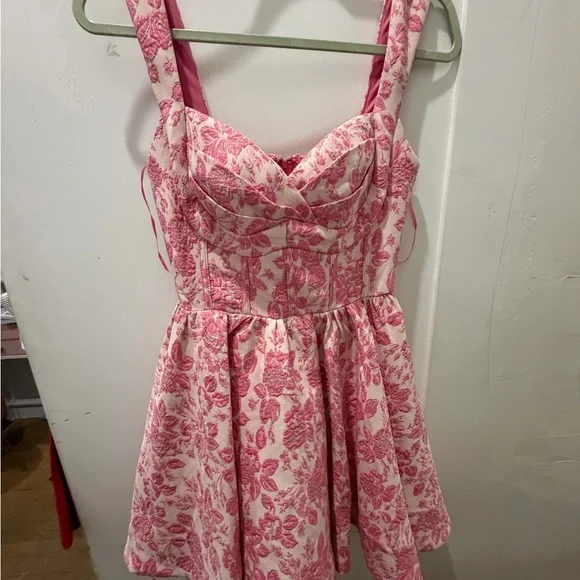 Windsor Pink and Cream Floral Dress - Picture 1 of 10